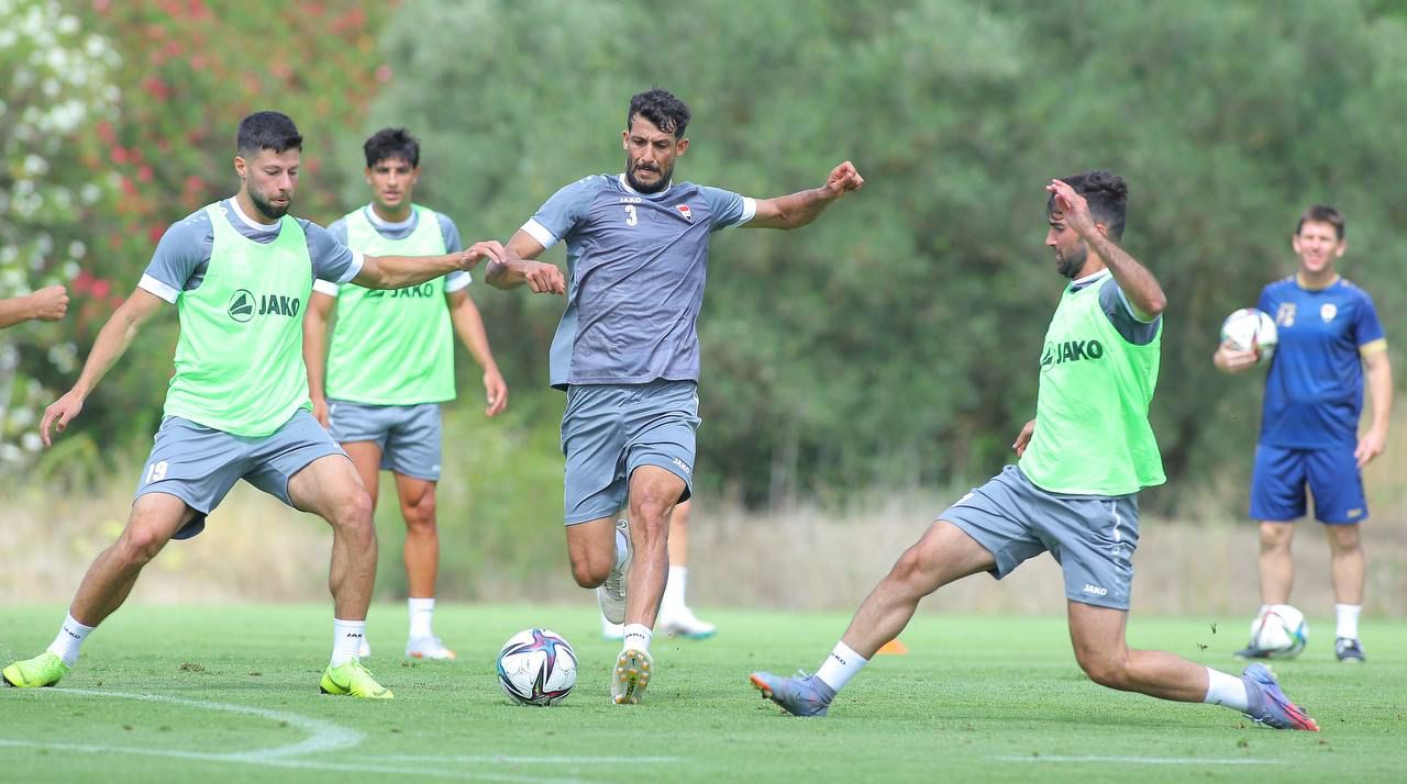 المنتخب العراقي يستأنف تدريباته في إسبانيا ويوضح طبيعة إصابات لاعبيه