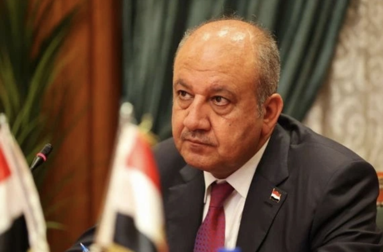 وزير الدفاع العراقي: مخيم الهول "بؤرة" تابعة لداعش ولن نسمح بسلاح خارج سيطرة الدولة