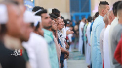 صور .. إقامة صلاة العيد في مرقد الشيخ عبد القادر الجيلاني وسط بغداد