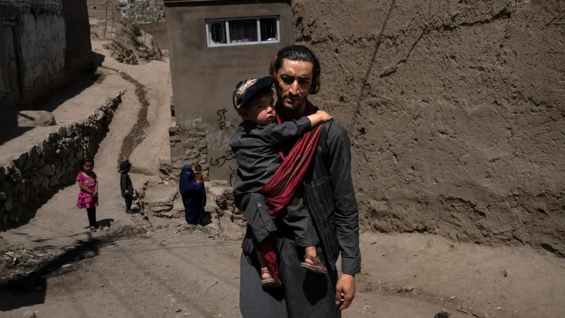 استطلاع دولي: الأفغان "أتعس" شعوب العالم