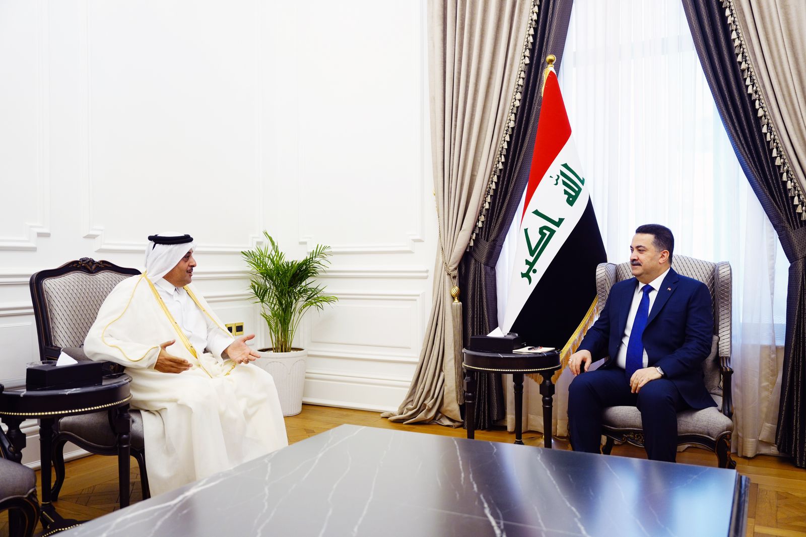 Iraqi Prime Minister Bids Farewell to Outgoing Qatari Ambassador, Lauds Bilateral Ties