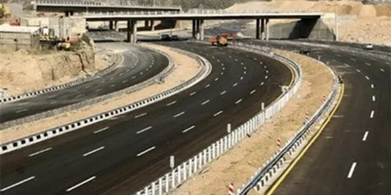 طهران بصدد إنشاء طريق سريع يربط محافظتين إيرانيتين بالنجف العراقية