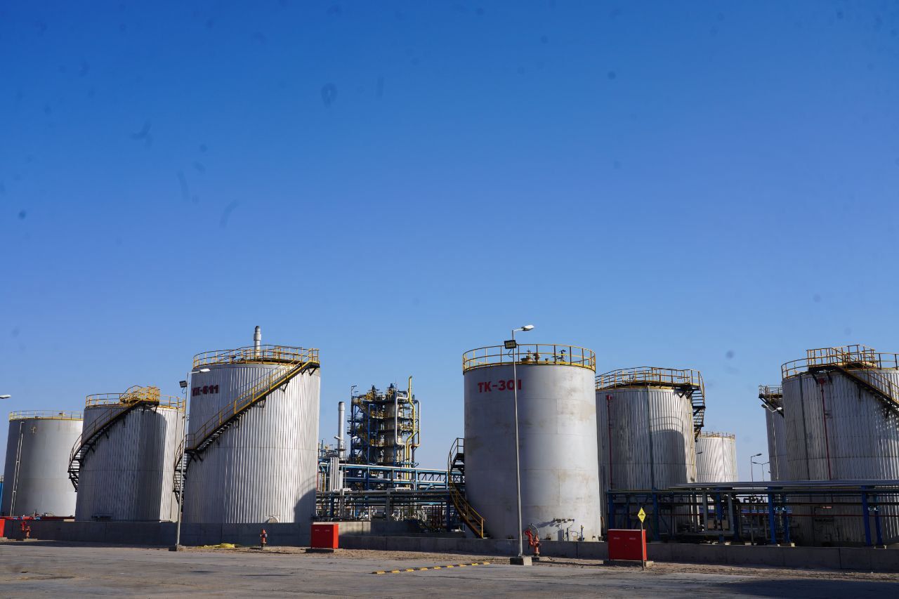 Basra Crude Prices Dip Amidst Global Oil Market Retreat