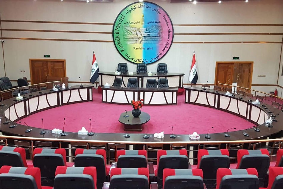 مفوضية الانتخابات تخلي مسؤوليتها.. عضو بمجلس كركوك: المحافظة تعيش فراغاً إدارياً وقانونياً