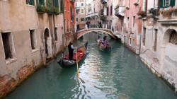 UNESCO Experts Recommend Adding Venice to World Heritage in Danger List