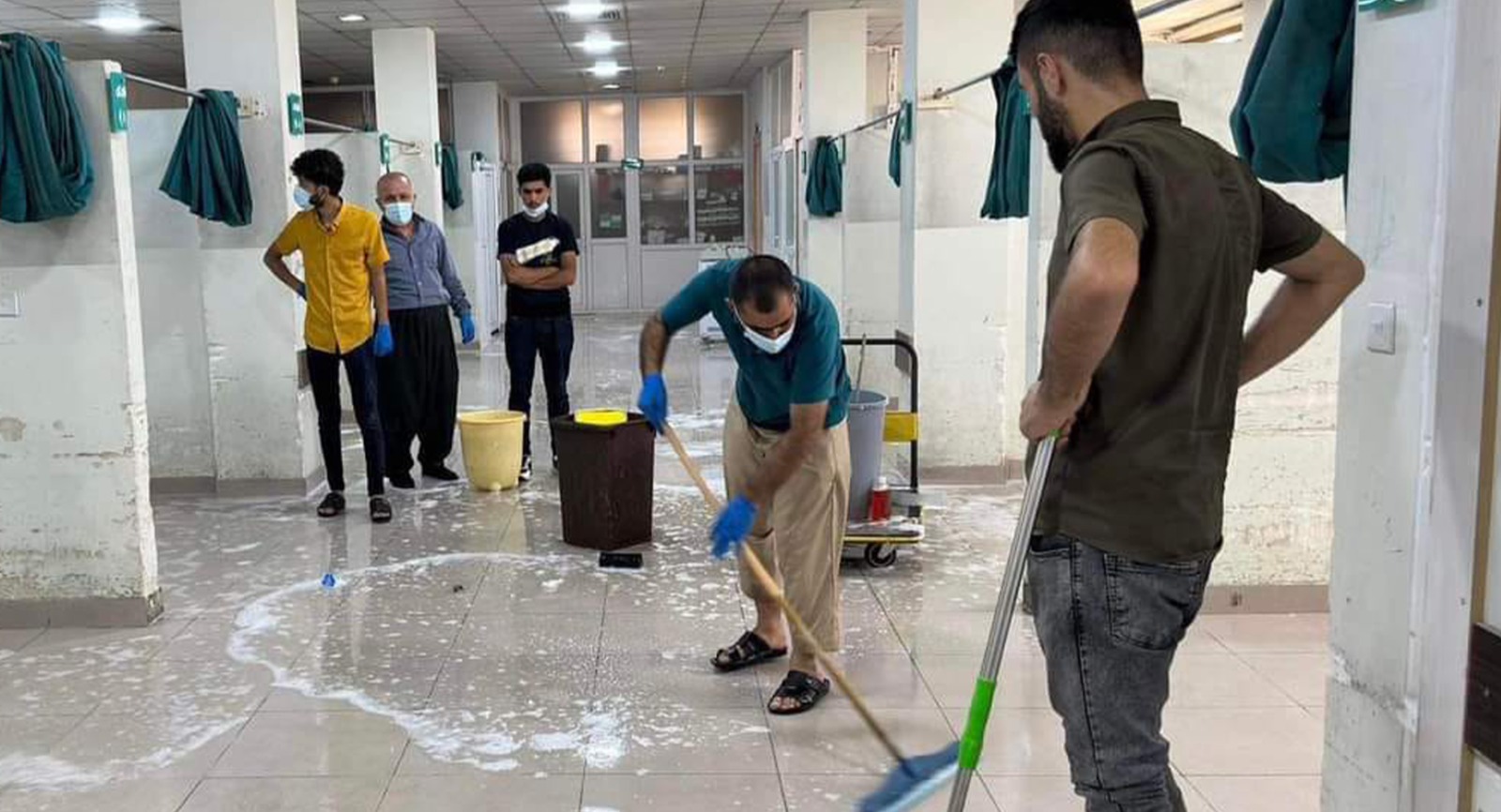 بعد إضراب دام لأربعة أشهر.. عمال التنظيف يعاودون أعمالهم في مستشفيات كَرميان