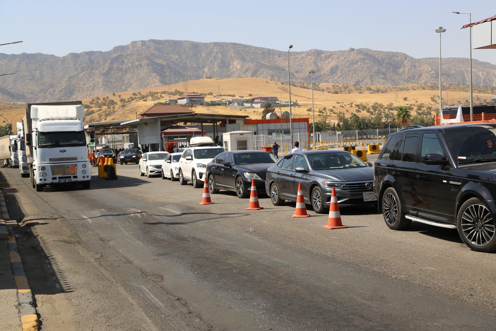 إقليم كوردستان يضع آلية جديدة لسفر السائحين براً إلى تركيا