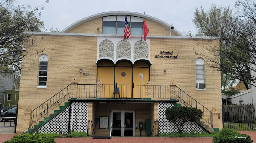 False report sparks suspension of Friday prayers at Washington mosque
