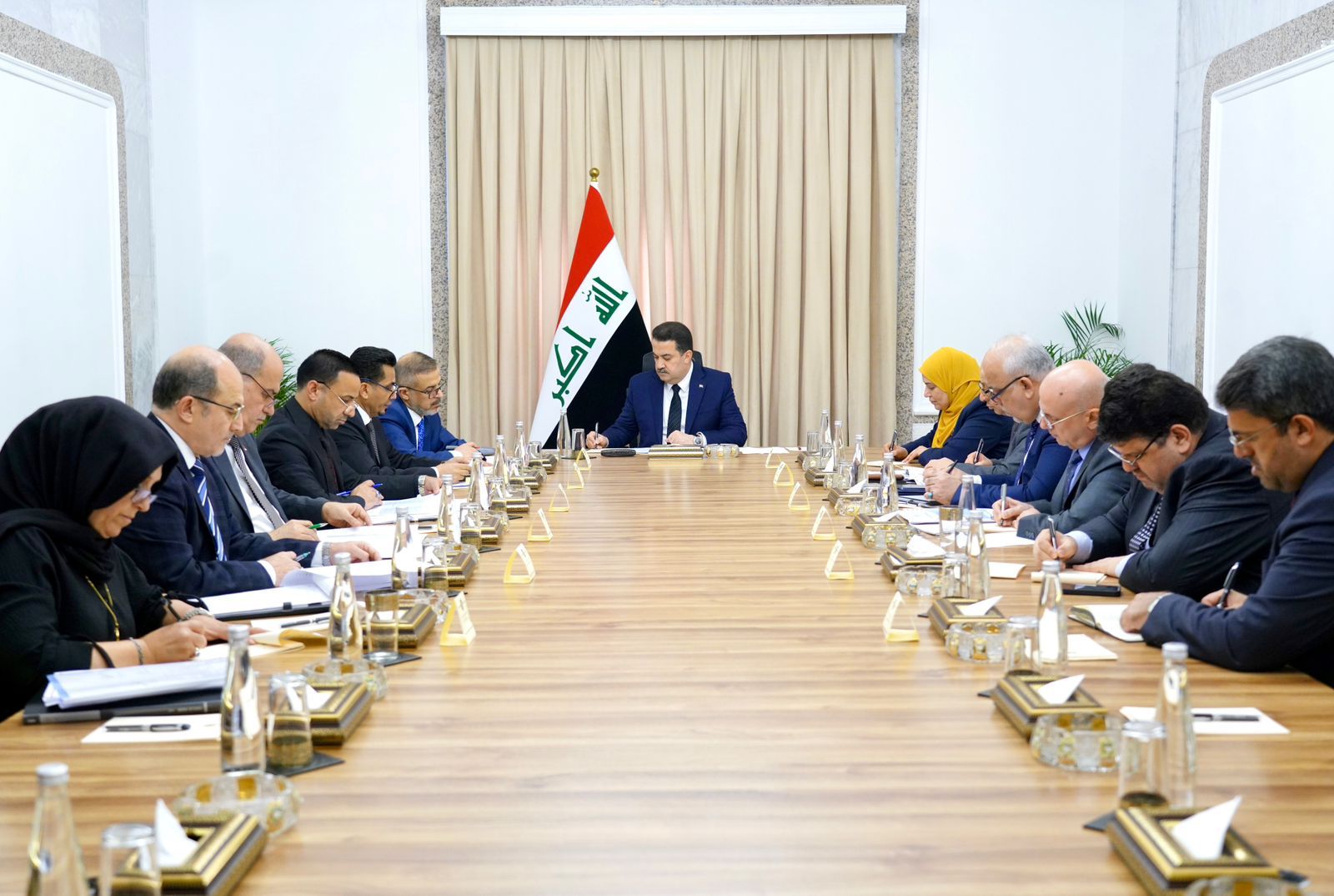 Iraqi PM directs strategic aviation and transportation development plans