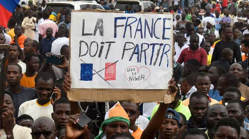 "انقلابيو النيجر" يمهلون السفير الفرنسي 48 ساعة للمغادرة