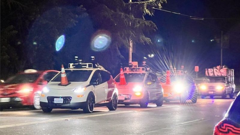 "التاكسي الروبوت" يقلق سان فرانسيسكو
