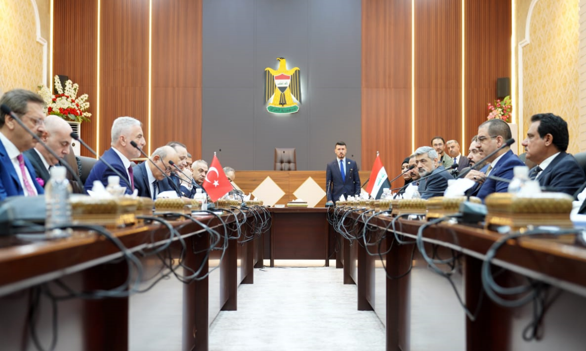 العراق وتركيا يتفقان على زيادة التبادل التجاري وتعزيز الاستثمارات المشتركة