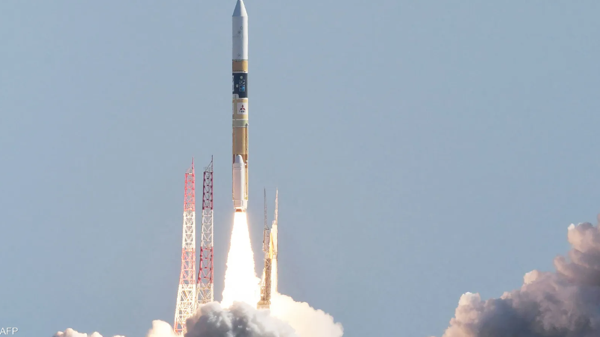 اليابان تطلق صاروخ "ميتسوبيشي" إلى القمر