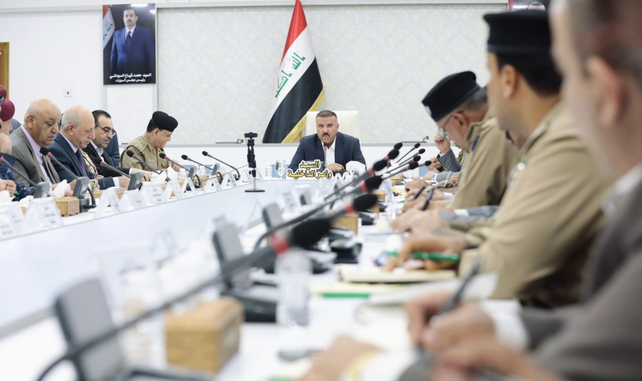 وزير الداخلية العراقي يوعز لقادة 3 محافظات بالتهيؤ لتسلم الملف الأمني
