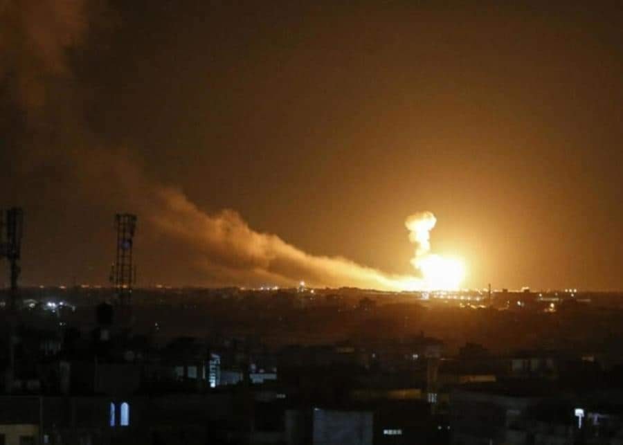 إسرائيل تقصف حماة السورية