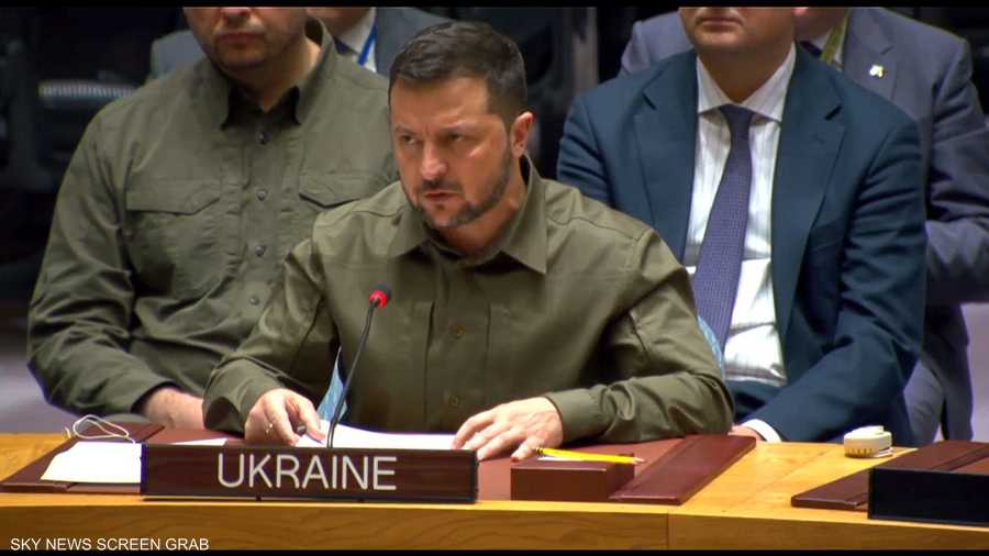 زيلينسكي داعياً لتجريد روسيا من حق "الفيتو" في مجلس الأمن: قتلت عشرات الآلاف وشرّدت ملايين الاوكرانيين