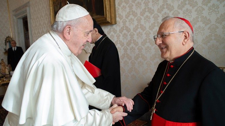 ساكو يطلب دعم الفاتيكان ويقلل من شان "لقاء" الكلداني مع البابا