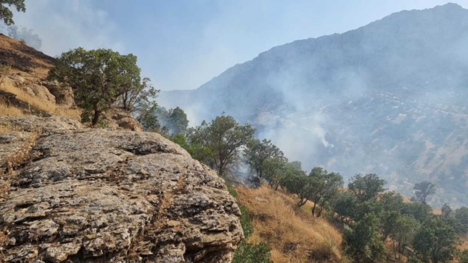 Turkish warplanes bomb villages near Erbil