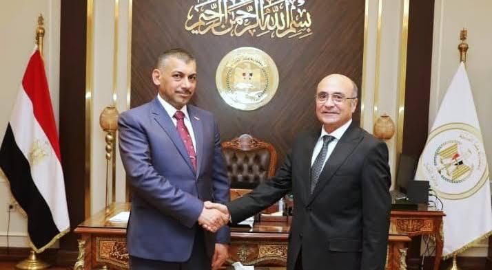 العراق يُسلّم مصر قائمة بأسماء مطلوبين بتهم تتعلق بالفساد