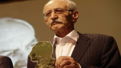 وفاة الفنان التشكيلي الكوردي البارز مصطفى شيرزاد في كوردستان إيران