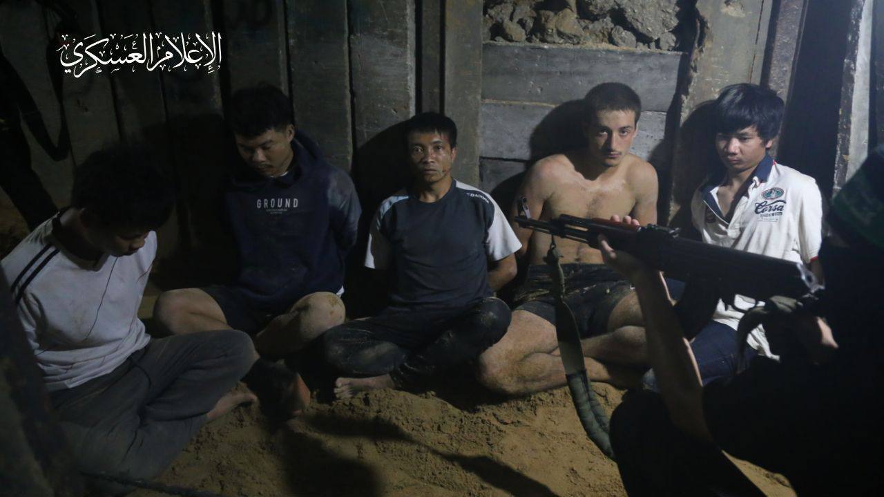"مقابل كل استهداف".. كتائب القسام تتوعد بـ"إعدام" رهينة من المدنيين الاسرائيليين وبثها عبر الإعلام