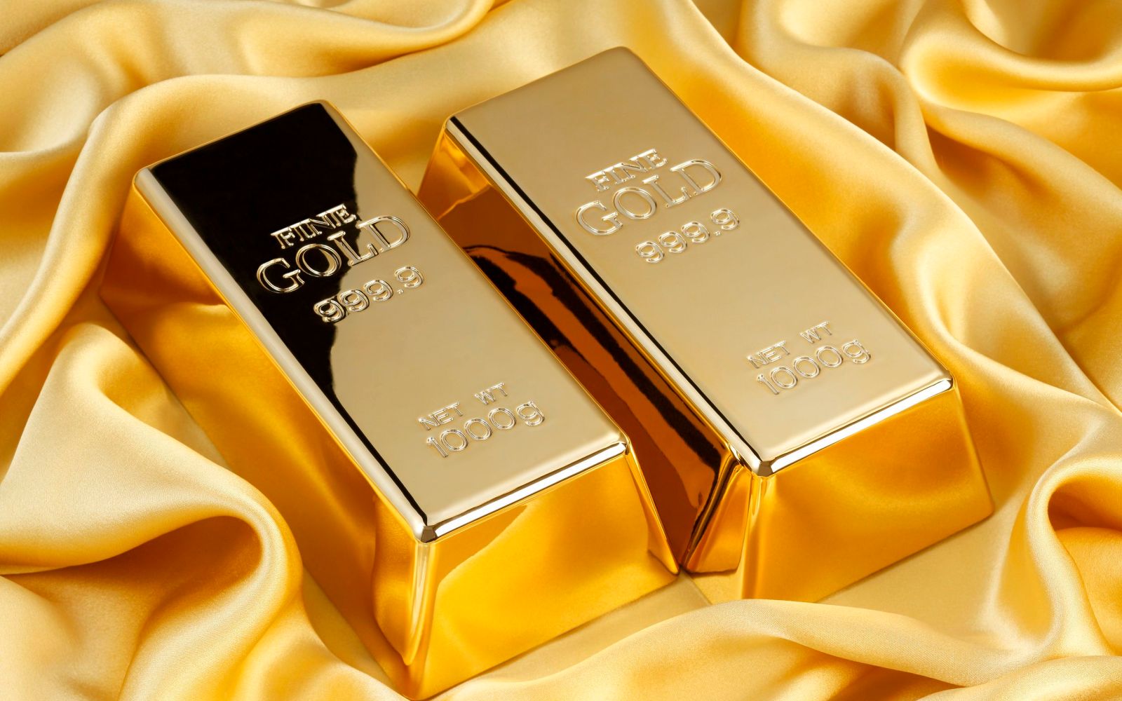 أسعار الذهب تواصل ارتفاعها مع تراجع الدولار