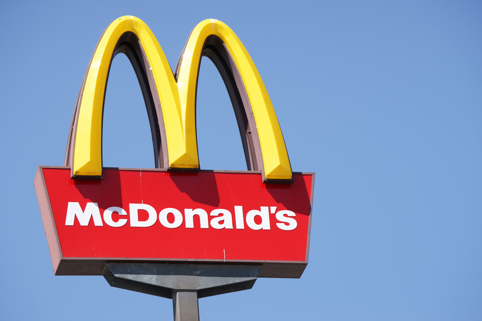 عطل يصيب خدمة الطلبات الإلكترونية في مطاعم ماكدونالدز بجميع أنحاء العالم