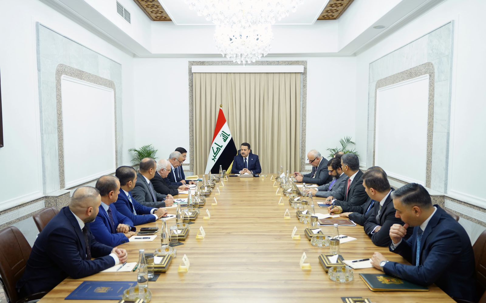 Al-Sudani leads banking reform discussion