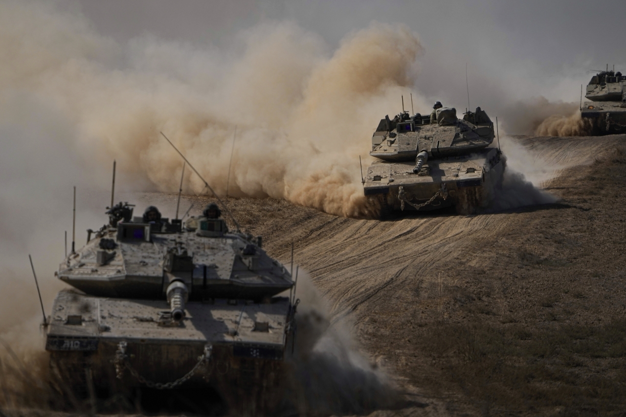 فيديو.. قوات برية إسرائيلية تنفذ توغلاً ليلاً في غزة