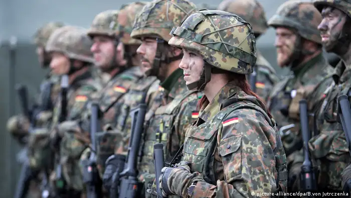 ألمانيا تنشر قوات في الشرق الأوسط استعداداً لإجلاء رعاياها