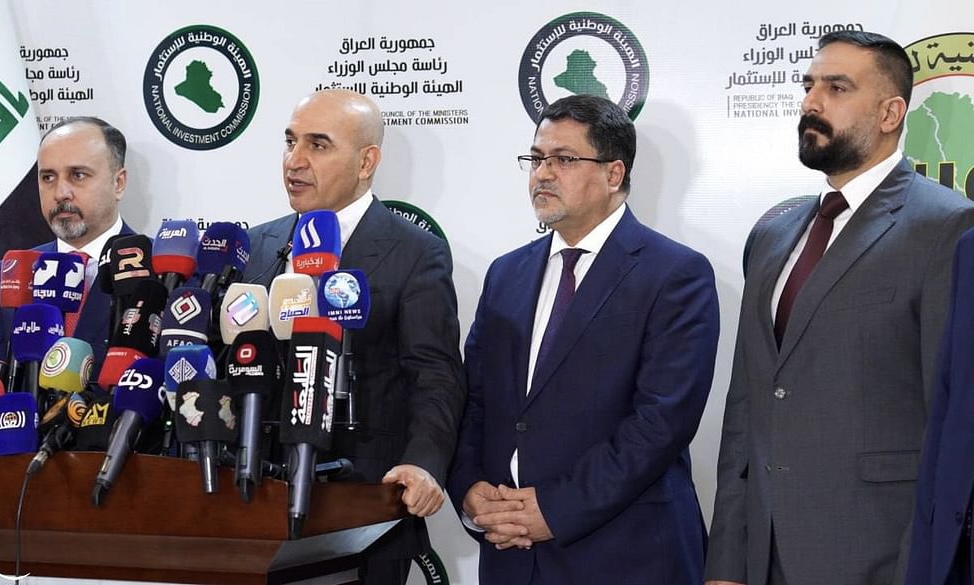 وزير بالحكومة العراقية يطمئن كوردستان بإرسال 700 مليار دينار لتمويل رواتب موظفي الإقليم