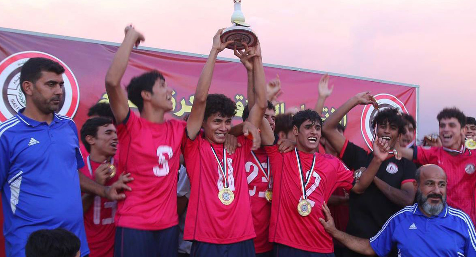 نادي الشعلة يتوج بلقب اندية بغداد للشباب لكرة القدم
