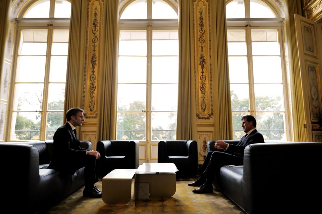 Barzani-Macron meeting begins at the Élysée Palace