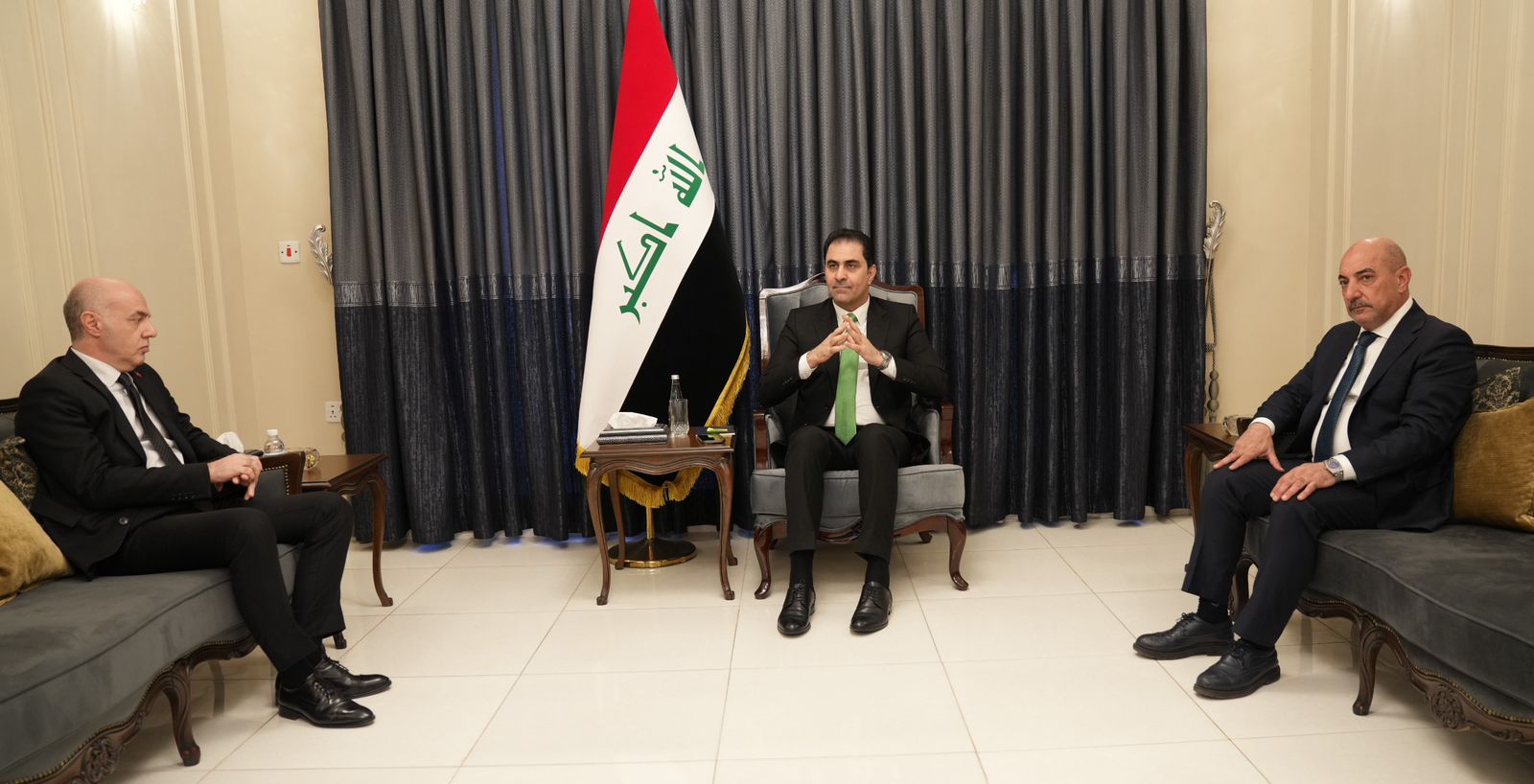 المندلاوي يطالب أنقرة بتسهيل إجراءات سمة الدخول بين العراق وتركيا