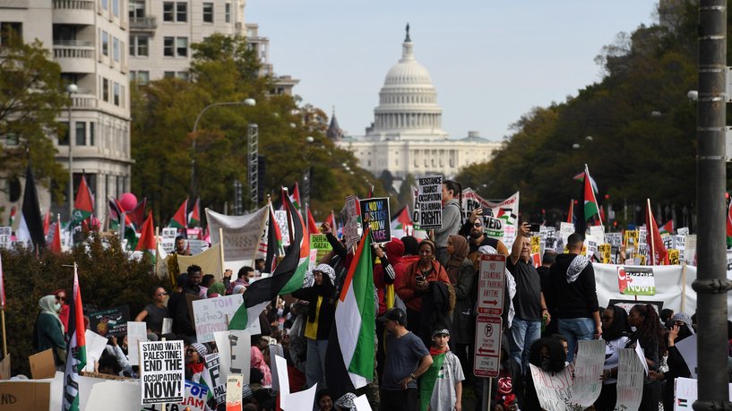 الولايات المتحدة.. تحقيق في وفاة "يهودي" نتيجة تصادم تظاهرتين "متضادتين" بشأن الحرب في غزة