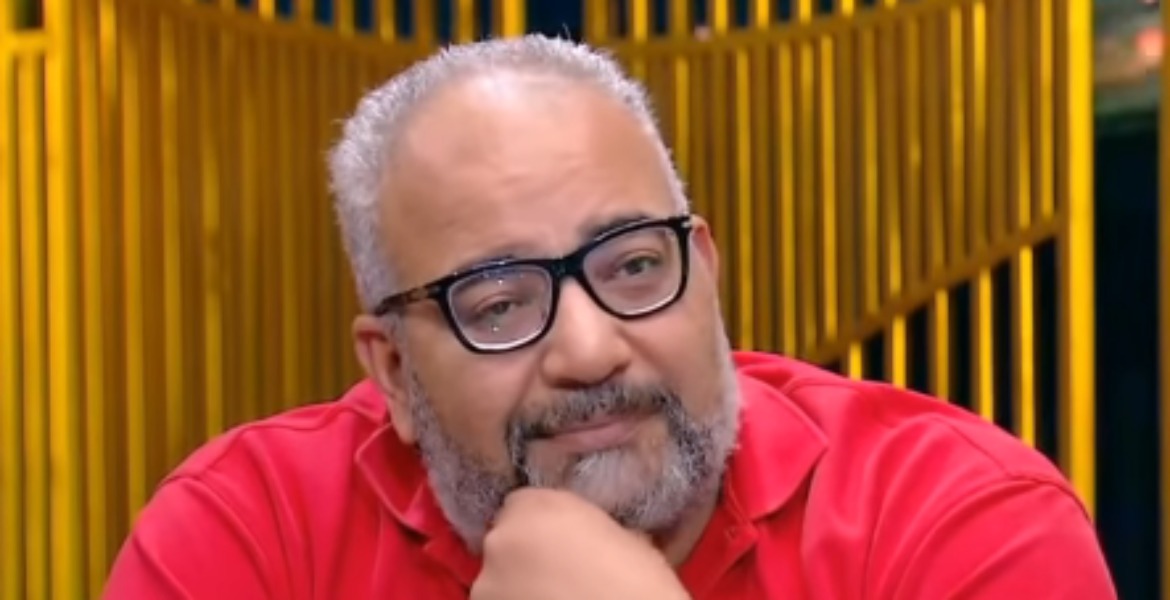 بيومي فؤاد يغلق صفحته على فيسبوك بسبب "محمد سلام"