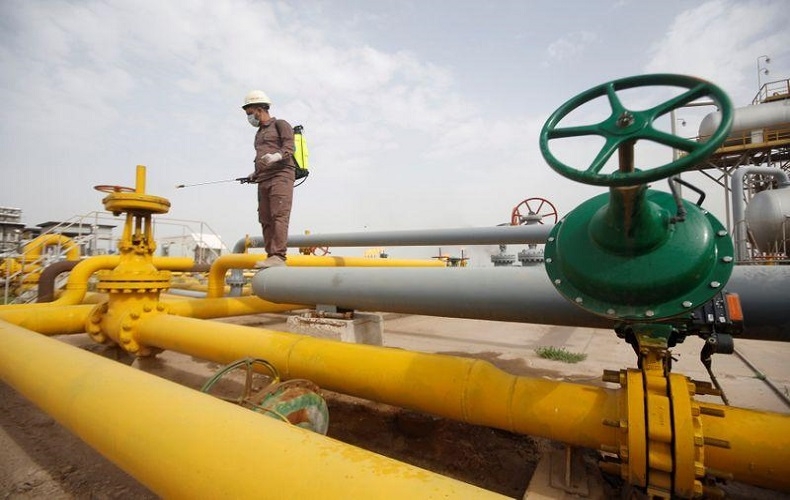 Iraq backs more OPEC+ output cuts as Basra crudes post heavy losses this week