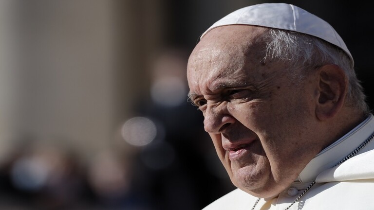 البابا يقيل أسقفاً أمريكياً انتقد بابويته