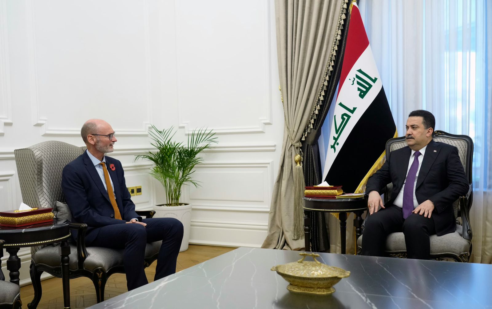 Iraqi PM affirms commitment to security, discusses bilateral relations with UK Ambassador