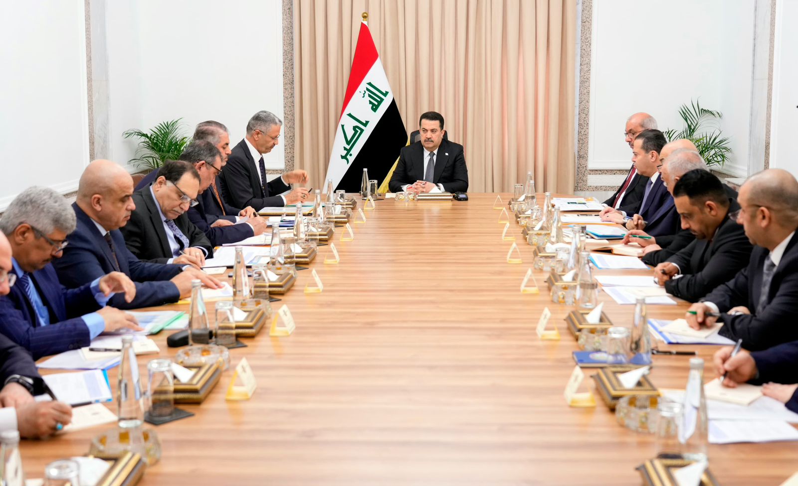 PM Al Sudani heads meeting on Iraq's oil sector development