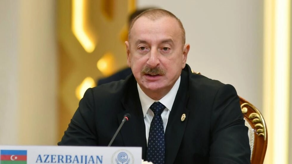الرئيس الأذربيجاني يتهم فرنسا بدعم "الإنفصاليين" وزعزعة الاستقرار في القوقاز