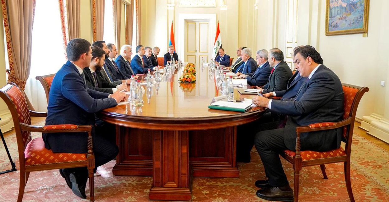 رشيد يحّث على تطوير العلاقات مع أرمينيا ويؤكد تعاطف العراقيين مع "مجازر الأرمن"