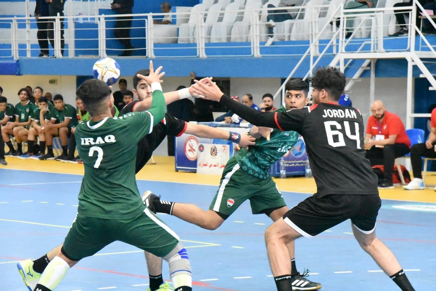 منتخب العراق لكرة اليد يحقق أول فوز له في البطولة العربية