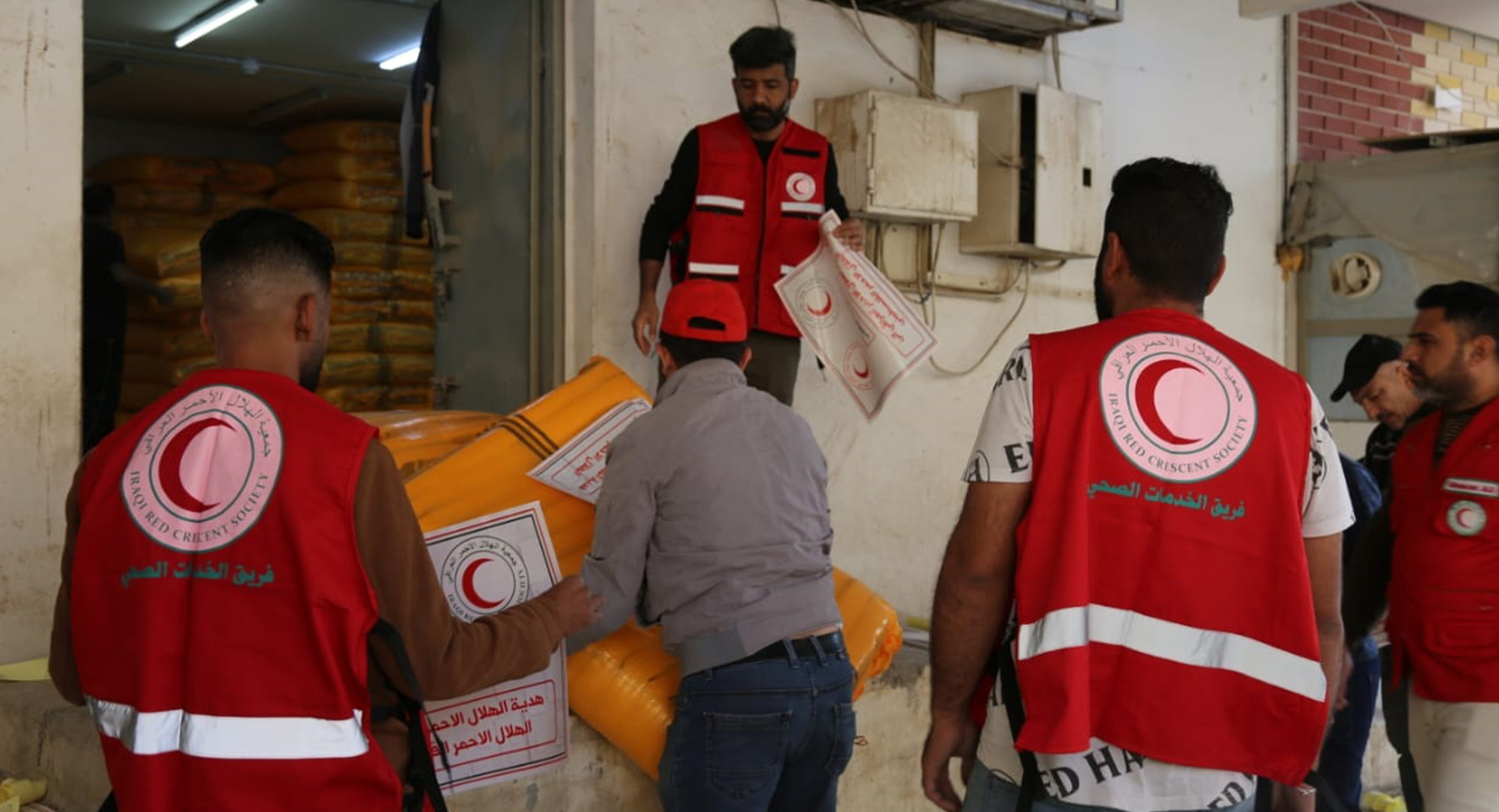 Iraqi Red Crescent sends medical aid to Palestine via Egypt
