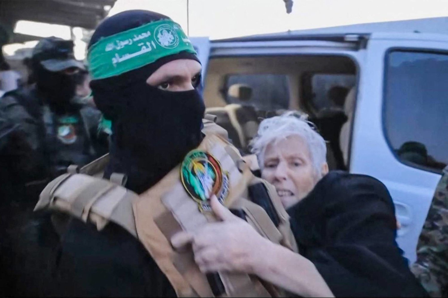 "حماس" تسلم إسرائيل قائمة بأسماء رهائن إضافيين لإطلاق سراحهم
