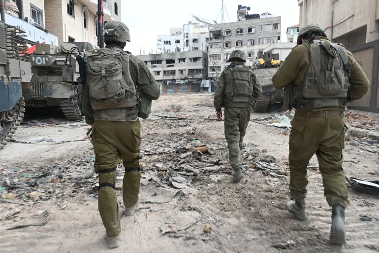 "فصل ضباط وهروب جنود"..  تقرير عبري يكشف عن "أزمة ثقة" داخل الجيش الإسرائيلي