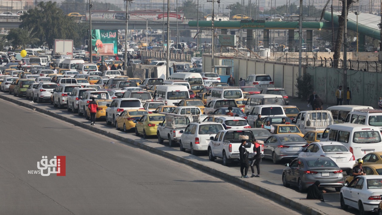 نجدة بغداد والطوارئ يستنفران لمساندة المرور بفض اختناقات وزحامات العاصمة