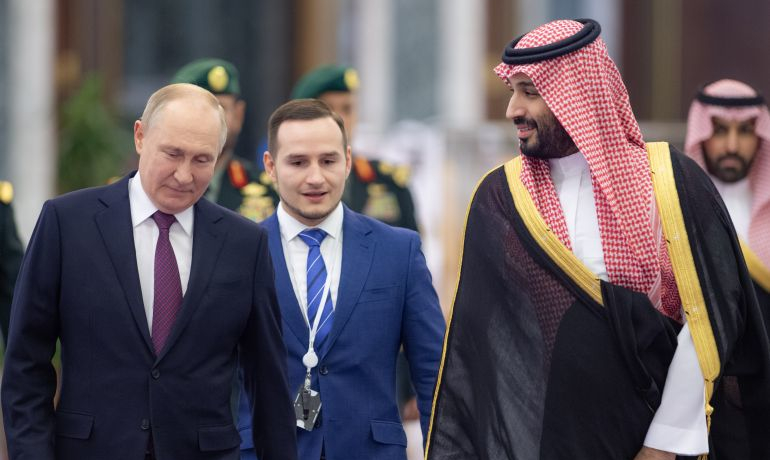 Putin, bin Salman urge all OPEC+ members to join cuts