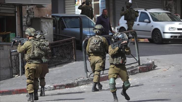 Israel continues killing and arresting Palestinians in Occupied West Bank