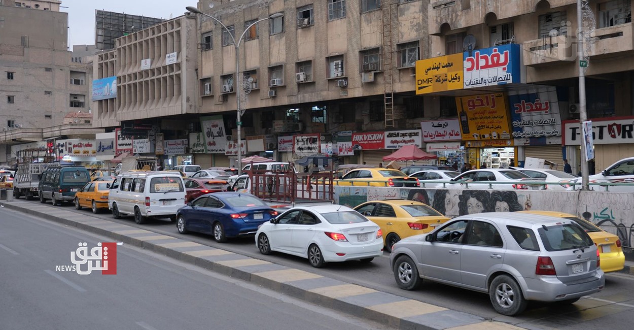ازدحامات "خانقة" في بغداد وحركة السير تتوقف في الكثير من شوارع العاصمة (صور)